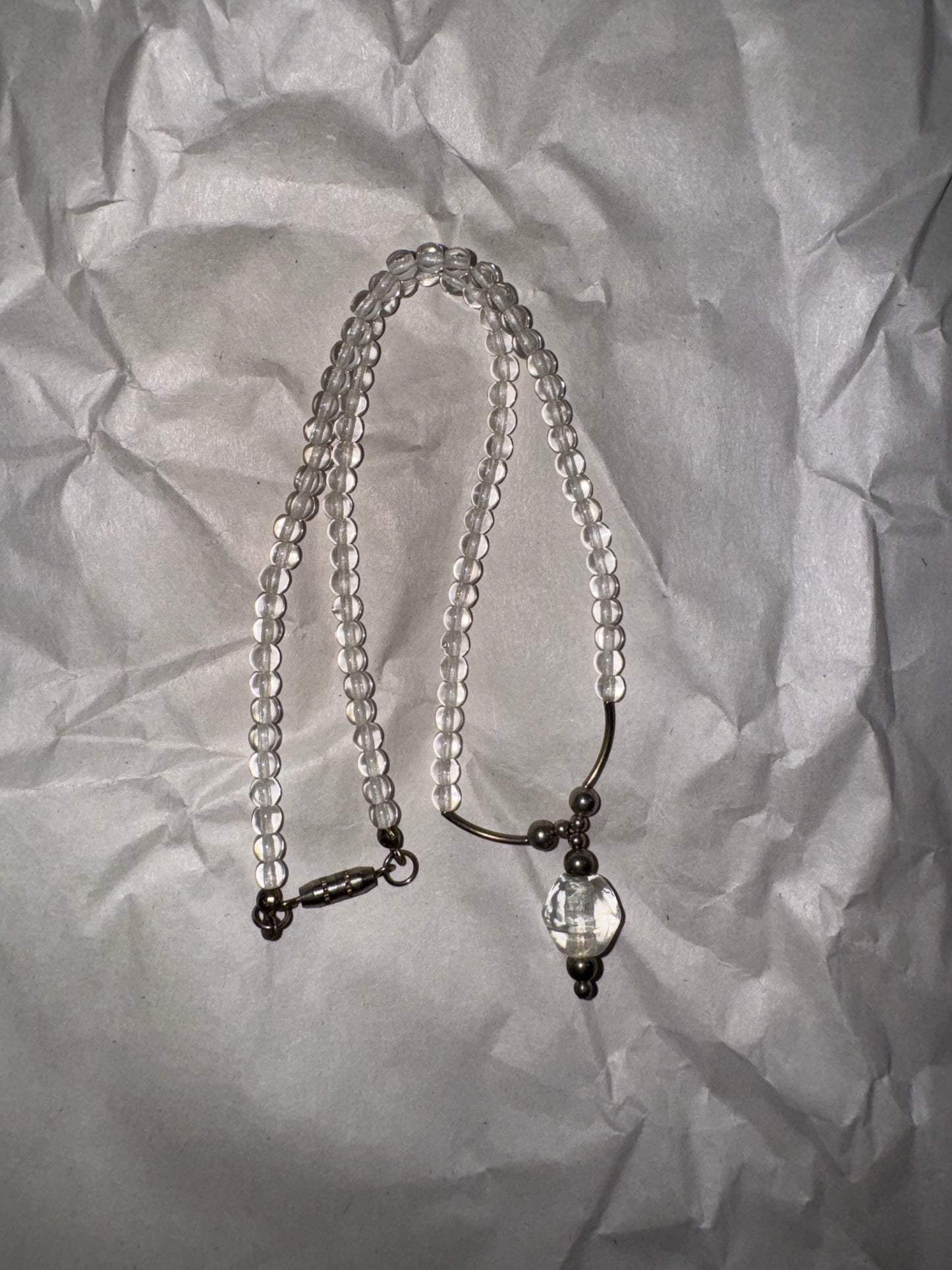 15 1/2" Clear and Silver Beaded Necklace