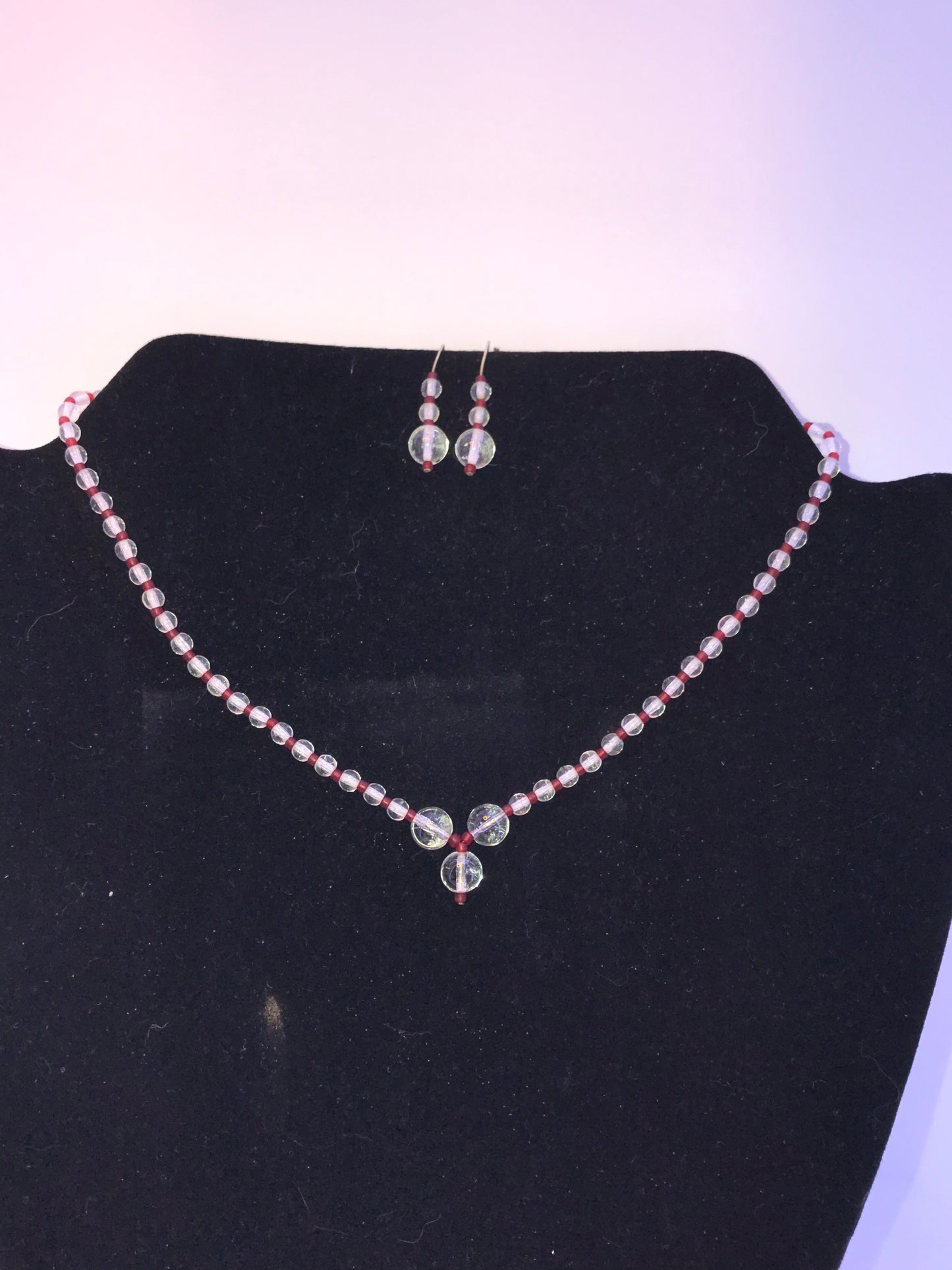 15 1/2" Clear Quartz And Red Seed Beads Necklace