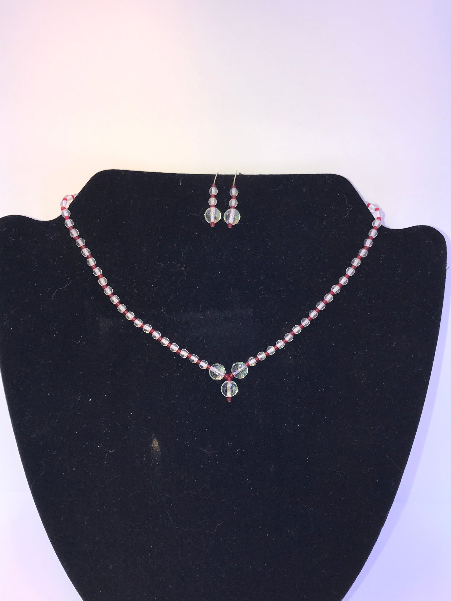 15 1/2" Clear Quartz And Red Seed Beads Necklace