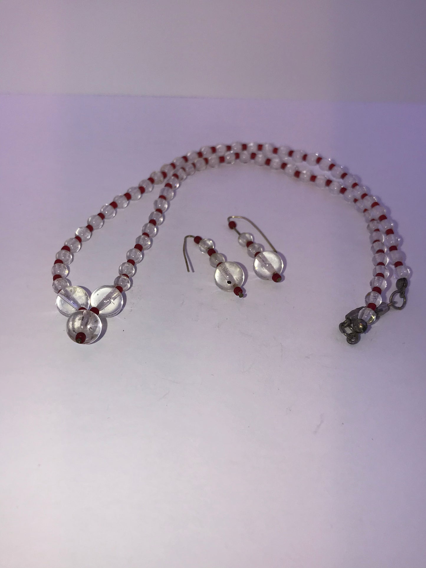 15 1/2" Clear Quartz And Red Seed Beads Necklace