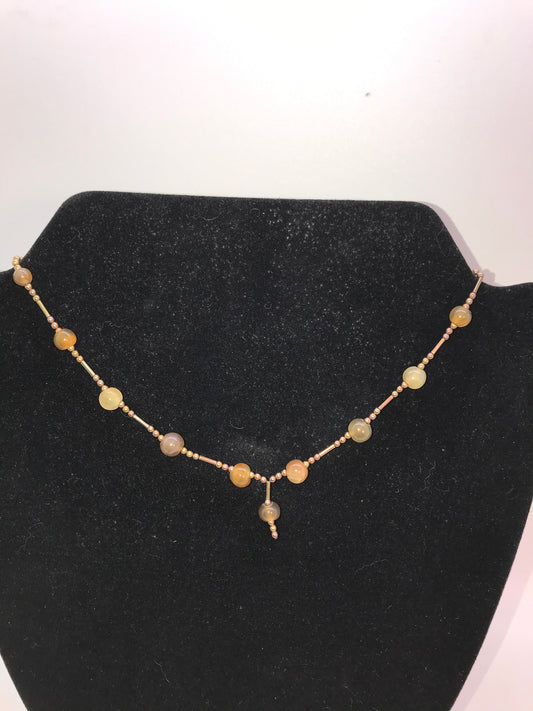 15 1/2" Agate and Gold Beaded Necklace