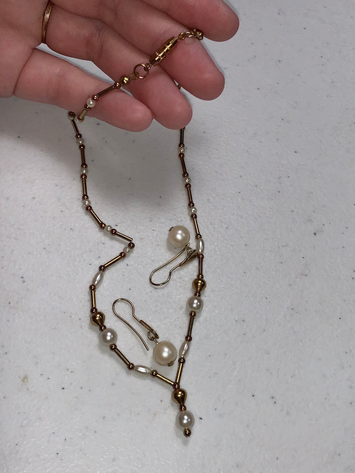 15" Gold and Pearl Necklace and Earring Set