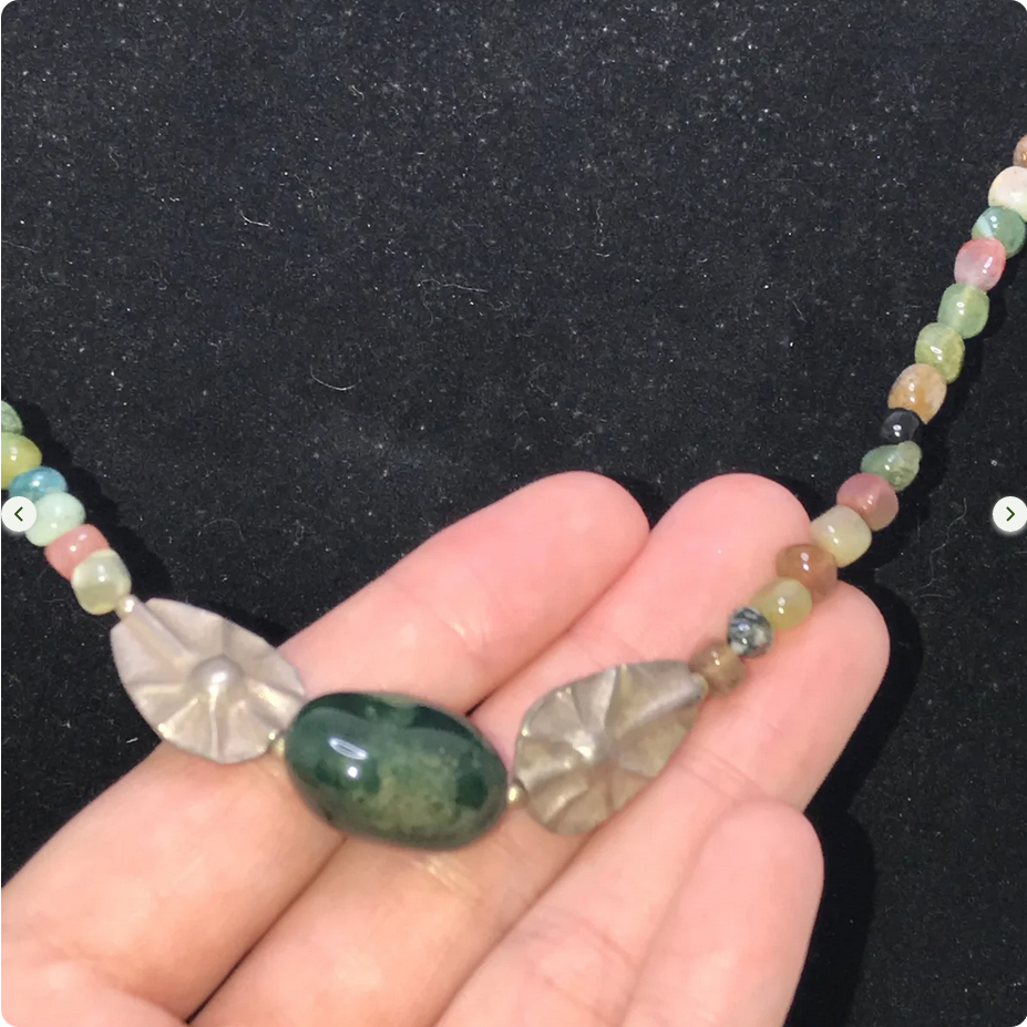 16" Agate and Silver Beaded Necklace