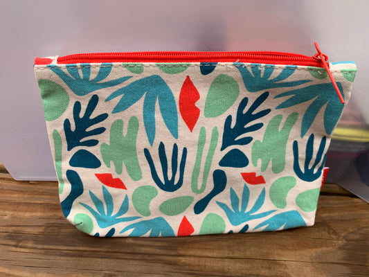 Ipsy Leaf design makeup bag