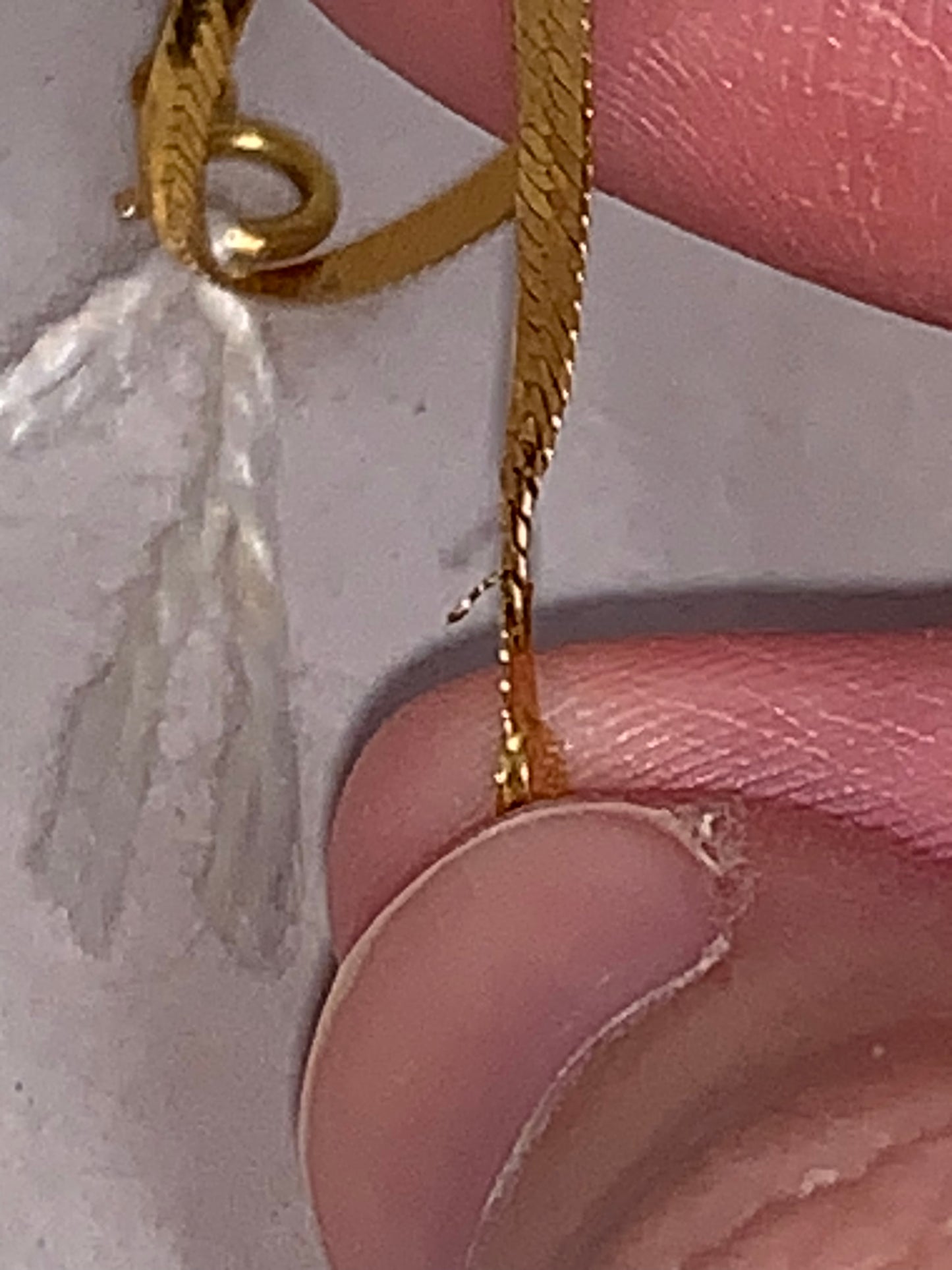 7 1/2" long 14 Kt Gold Herringbone Bracelet