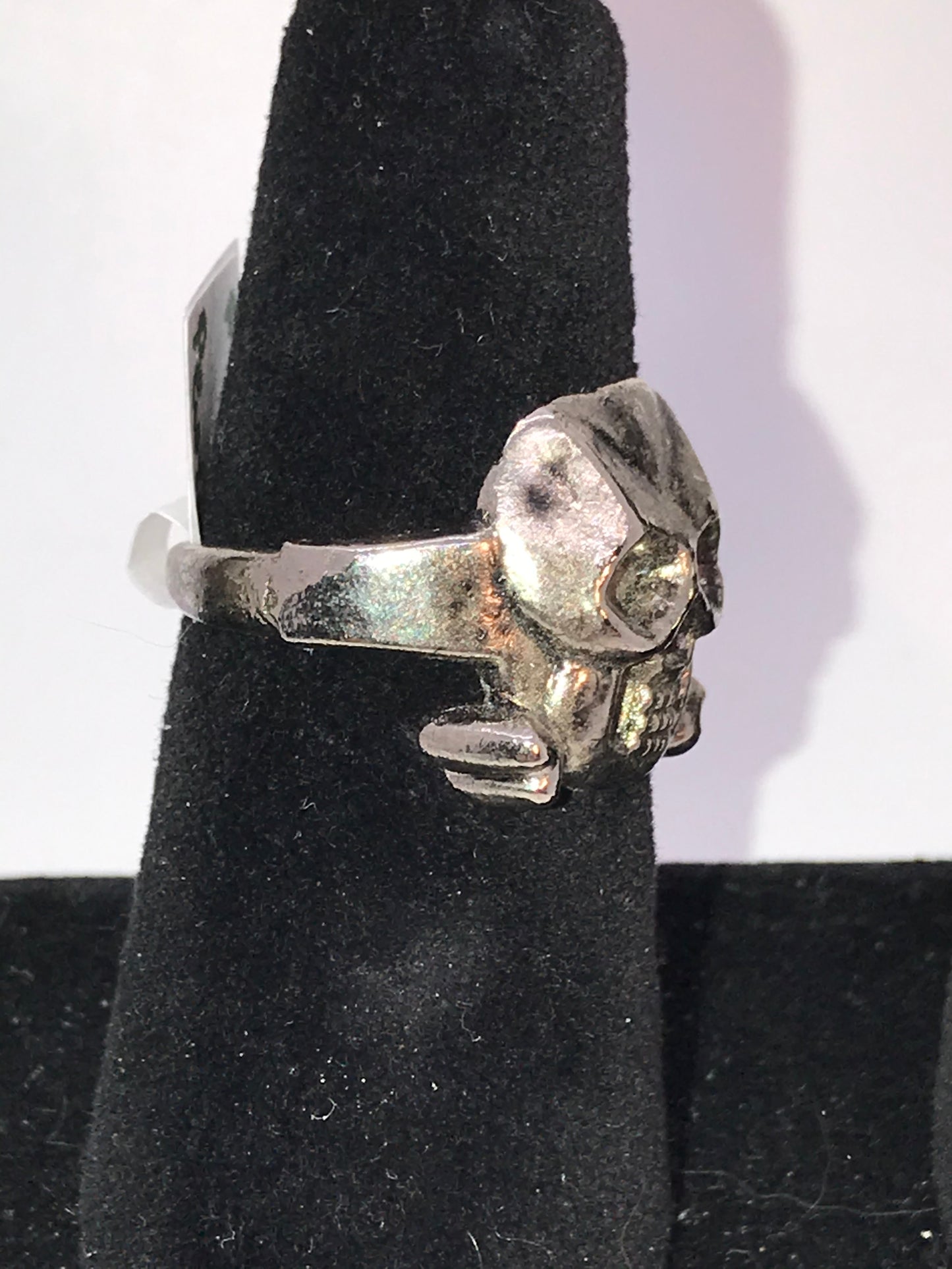 Pewter Skull and Crossbones ring, Size 10 1/4