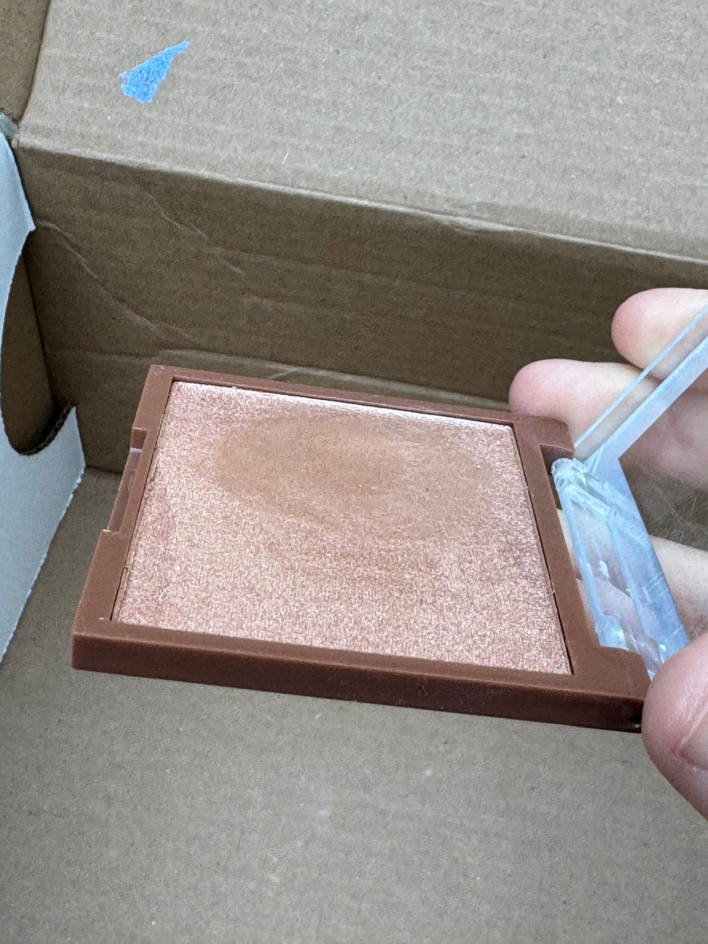 Steve Laurant Beauty Jelly Highlighter in Prosecco Please
