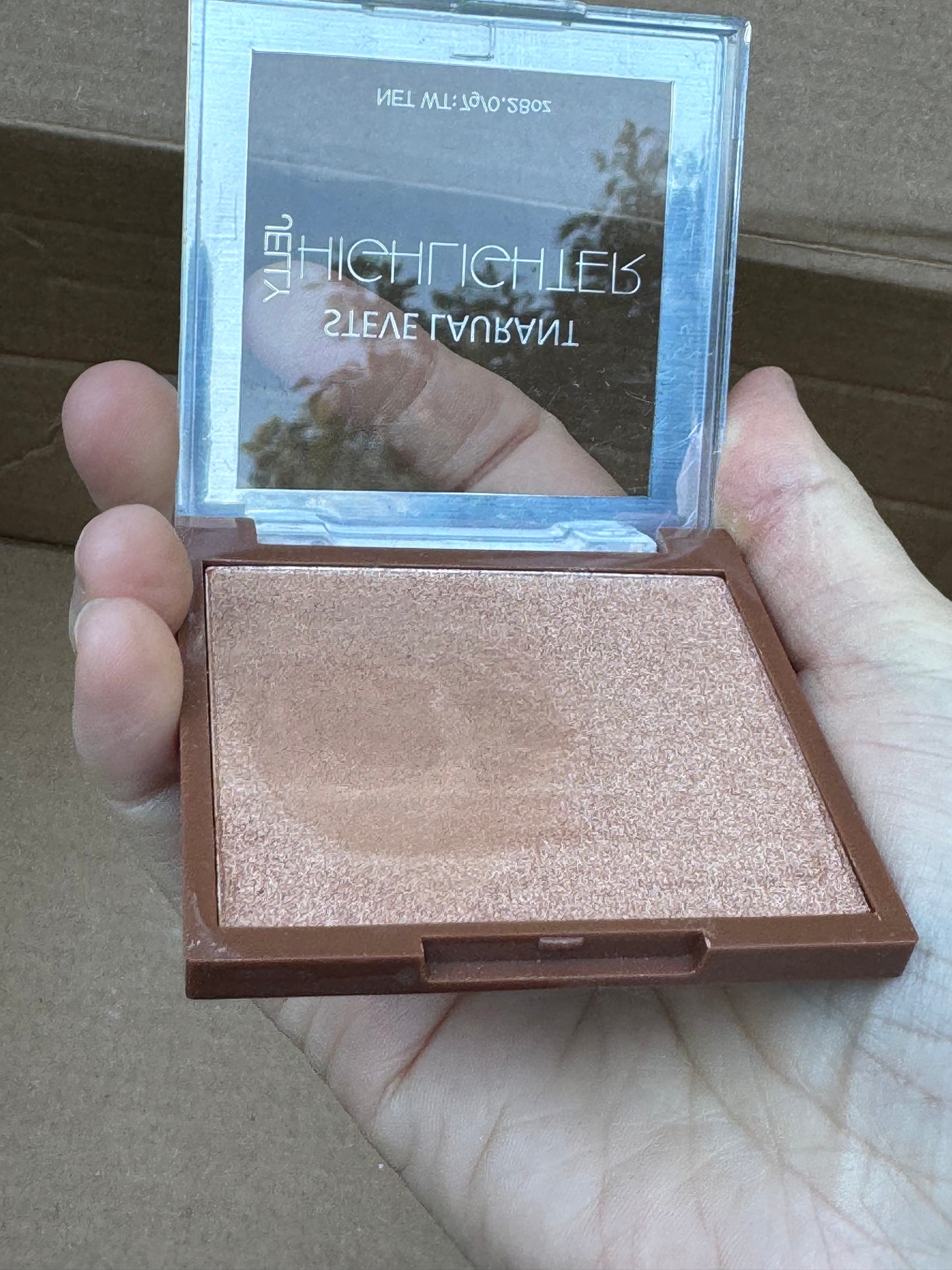 Steve Laurant Beauty Jelly Highlighter in Prosecco Please