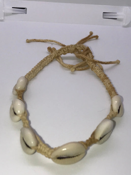 19" Cowrie and Hemp Necklace