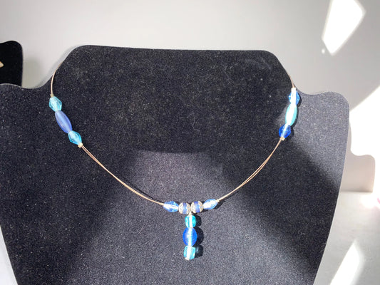 15 1/4" Blue Bead Necklace