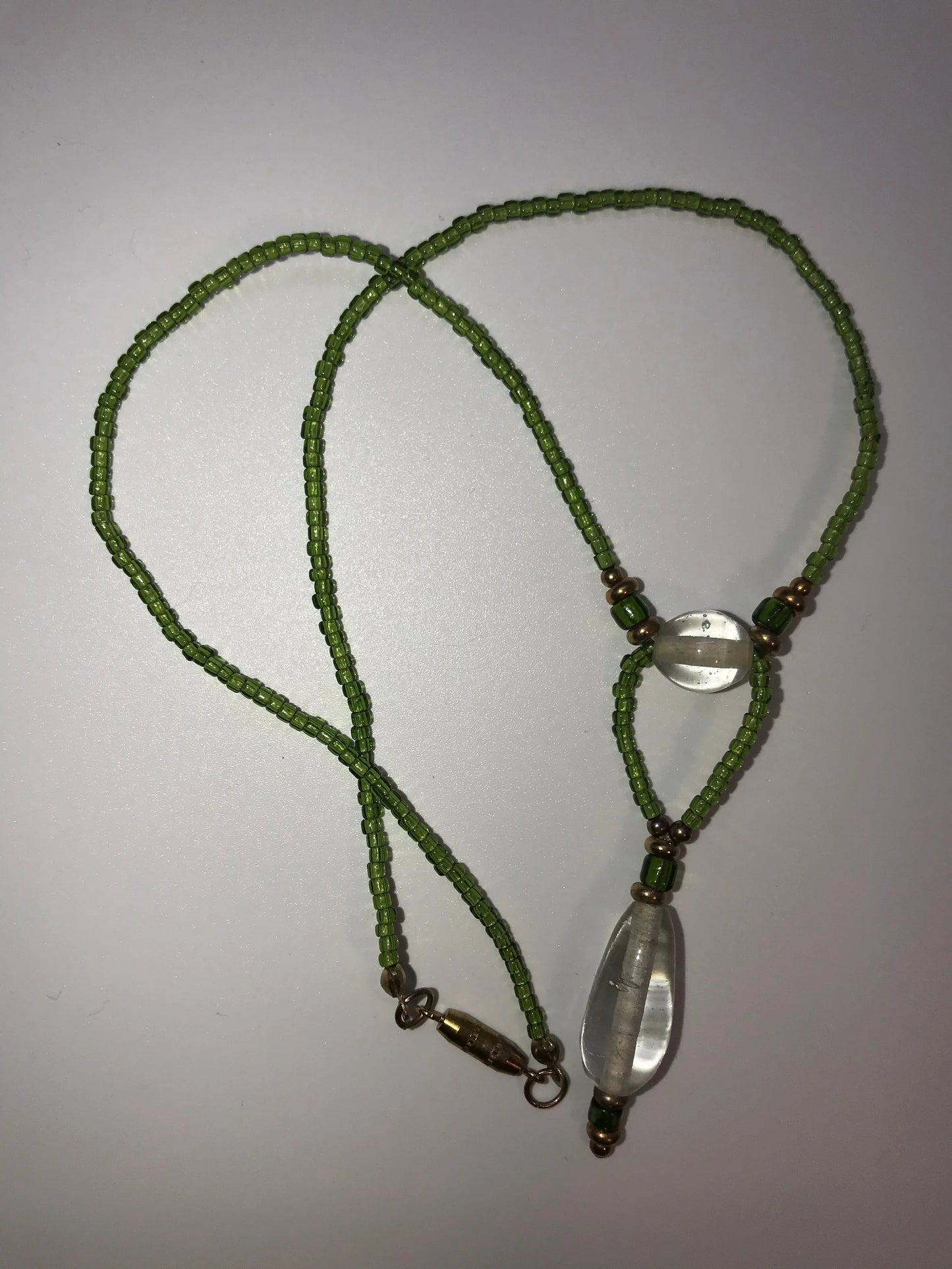 15 1/2" Green and Clear Beaded Necklace