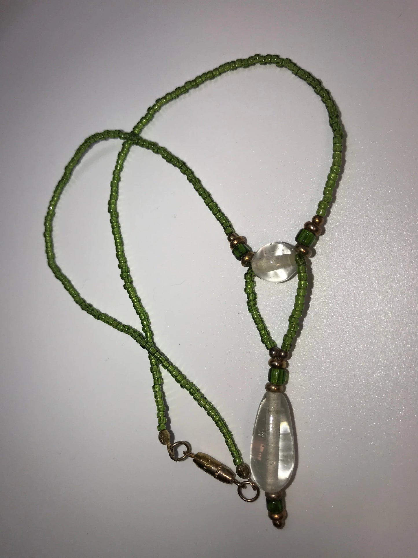 15 1/2" Green and Clear Beaded Necklace