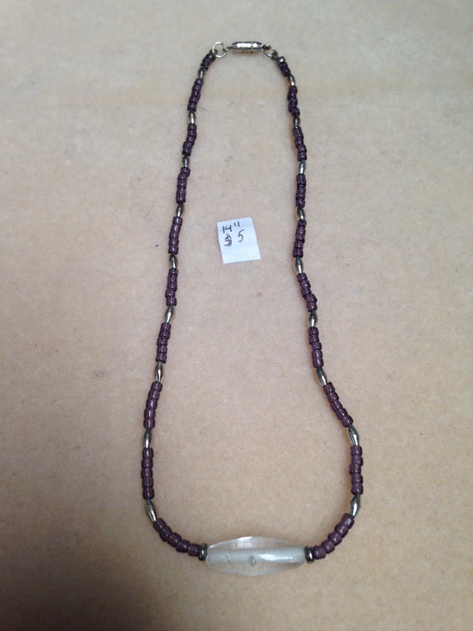 14" Beaded Necklace In Purple And Clear